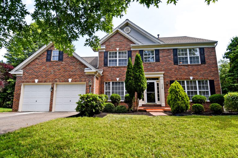 Home for Sale in Manassas VA Claudia S. Nelson Realtor®